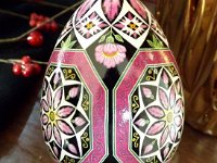 Pink Octagons Ukrainian Easter Egg Pysanky by So Jeo : pysanky pysanka ukrainian easter egg batik art sojeo florals flowers birds stars trees vines blooms buds bluebird owl art sojeo "so jeo" eggshell egg shell blown decoration ivy garden rainbow rosie posy nightshad victorian trees etched brown chicken eggs turkey